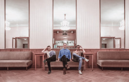 Leo-Constantin-Scheichenost-Creative-Director-Consulting-Lettering-Illustration-Freelancer-Lettering-Branding-Olympique-Band-Crystal-Palace-5 Leo-Constantin-Scheichenost-Creative-Director-Consultant-Entrepreneur