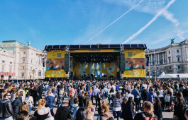 Leo-Constantin-Scheichenost-Creative-Director-Consulting-Lettering-Illustration-Freelancer-Lettering-Branding-Yes-We-Care-0 Leo-Constantin-Scheichenost-Creative-Director-Consultant-Entrepreneur