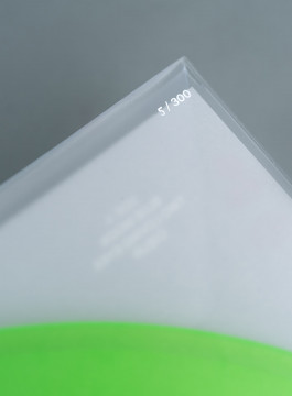 Leo-Constantin-Scheichenost-Creative-Director-Consulting-Markenaufbau-Lettering-Illustration-Freelancer-Lettering-Bon-Jour-Band-Music-8 Leo-Constantin-Scheichenost-Creative-Director-Consultant-Entrepreneur