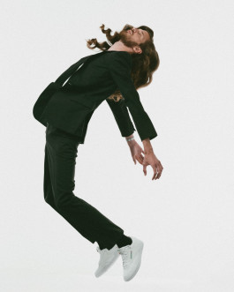 Leo-Constantin-Scheichenost-Creative-Director-Consulting-Markenaufbau-Lettering-Illustration-Freelancer-Lettering-Die-Haarespender-5 Leo-Constantin-Scheichenost-Creative-Director-Consultant-Entrepreneur